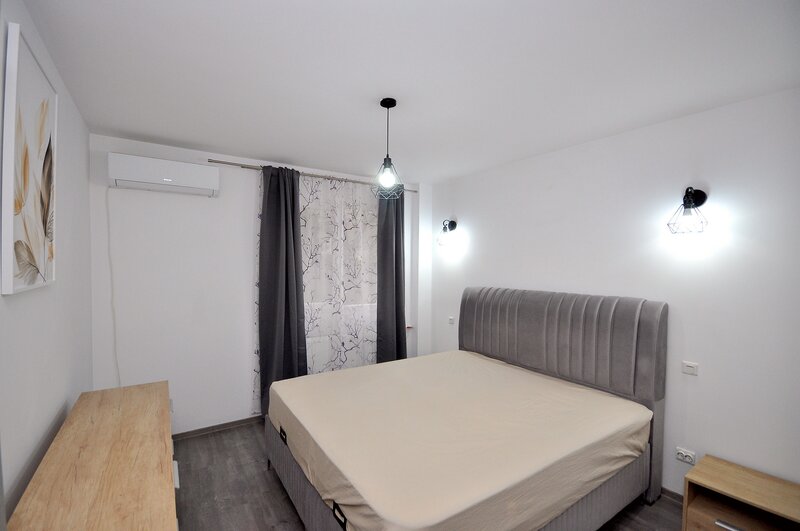 Drumul Taberei Apartament 2 camere renovat Favorit la 2 minute metrou